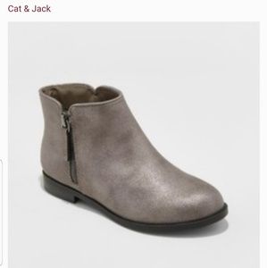 Cat&jack girls Fashion Boots new without tags